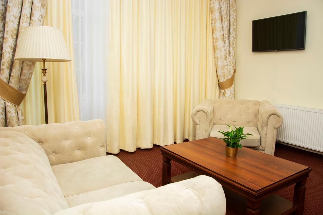Savoy Bed & Breakfast สปาวา ภายนอก รูปภาพ