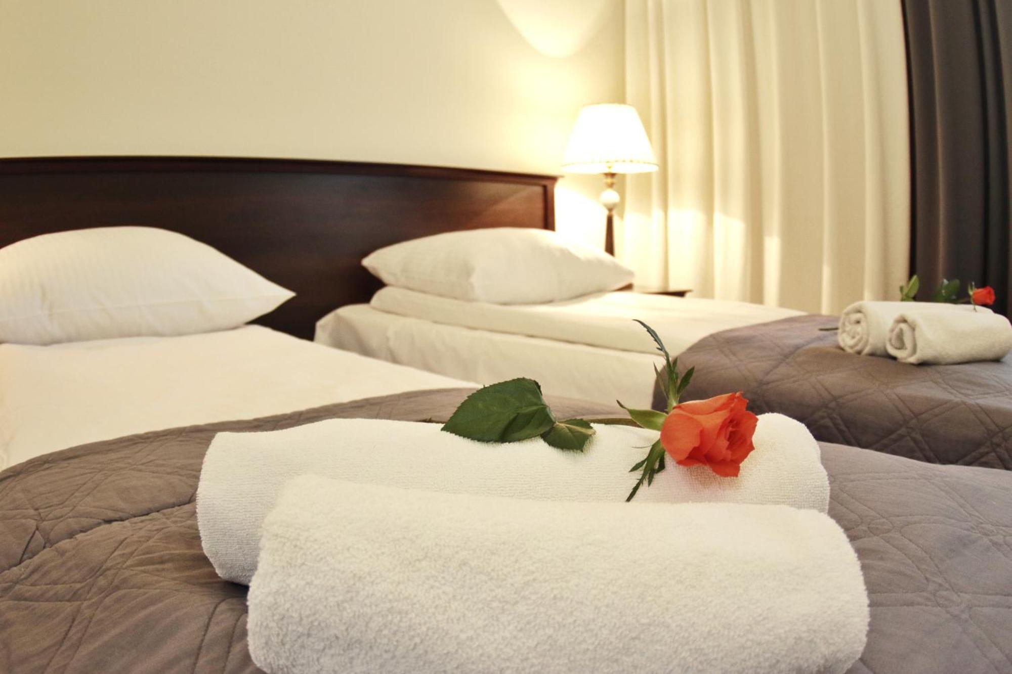 Savoy Bed & Breakfast สปาวา ภายนอก รูปภาพ